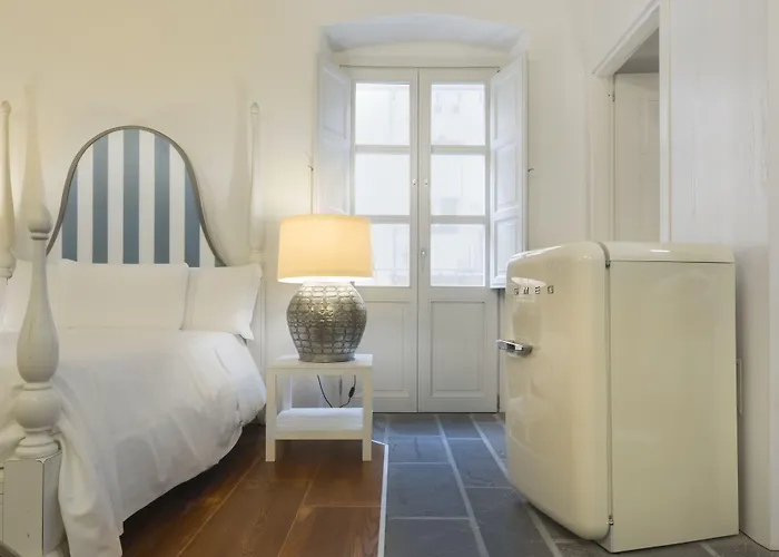 Cagliari Marina Harbour Guest house&Lounge